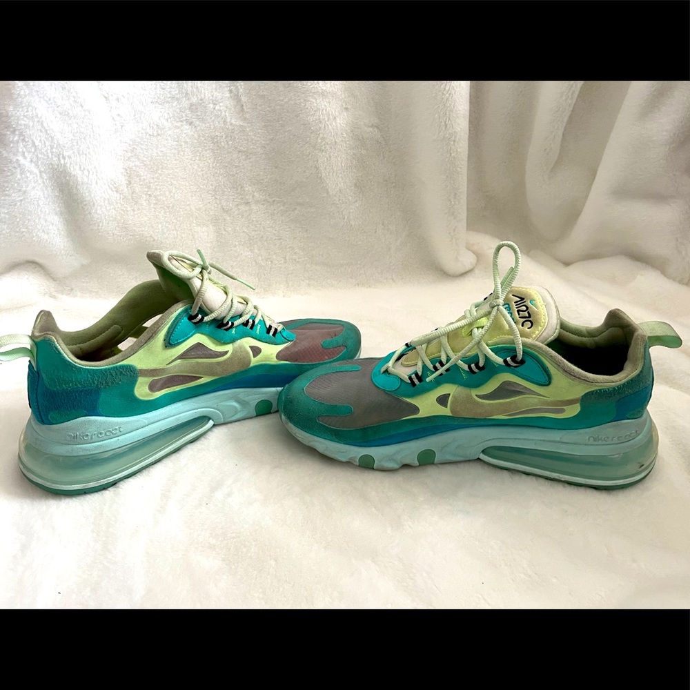 Air Max 270 mint green color block